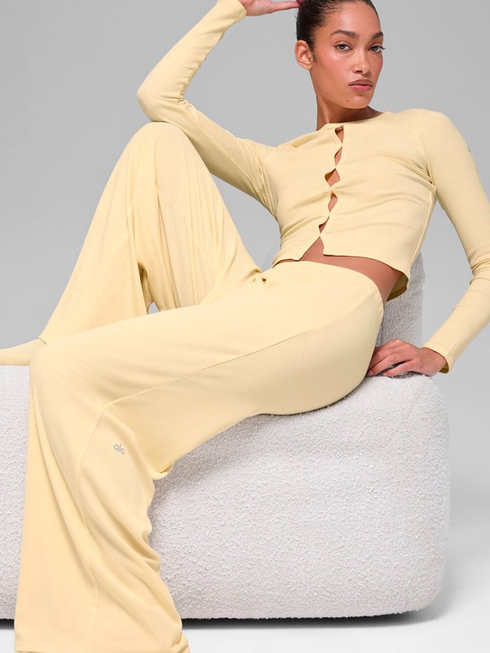 Alo Yoga Set Dreamlight Long Sleeve Top And Mid-Rise Dreamlight Straight Pant